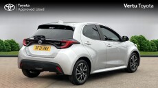 Toyota Yaris 1.5 Hybrid Design 5dr CVT Hybrid Hatchback